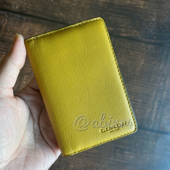 NWT Coach Flax Leather Colorblock Card Case Wallet wth Signature Canvas Interior - Picture 3 of 7